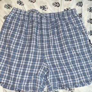 Izod Mens Plaid Boxers sleepwear size Large Blue and White
